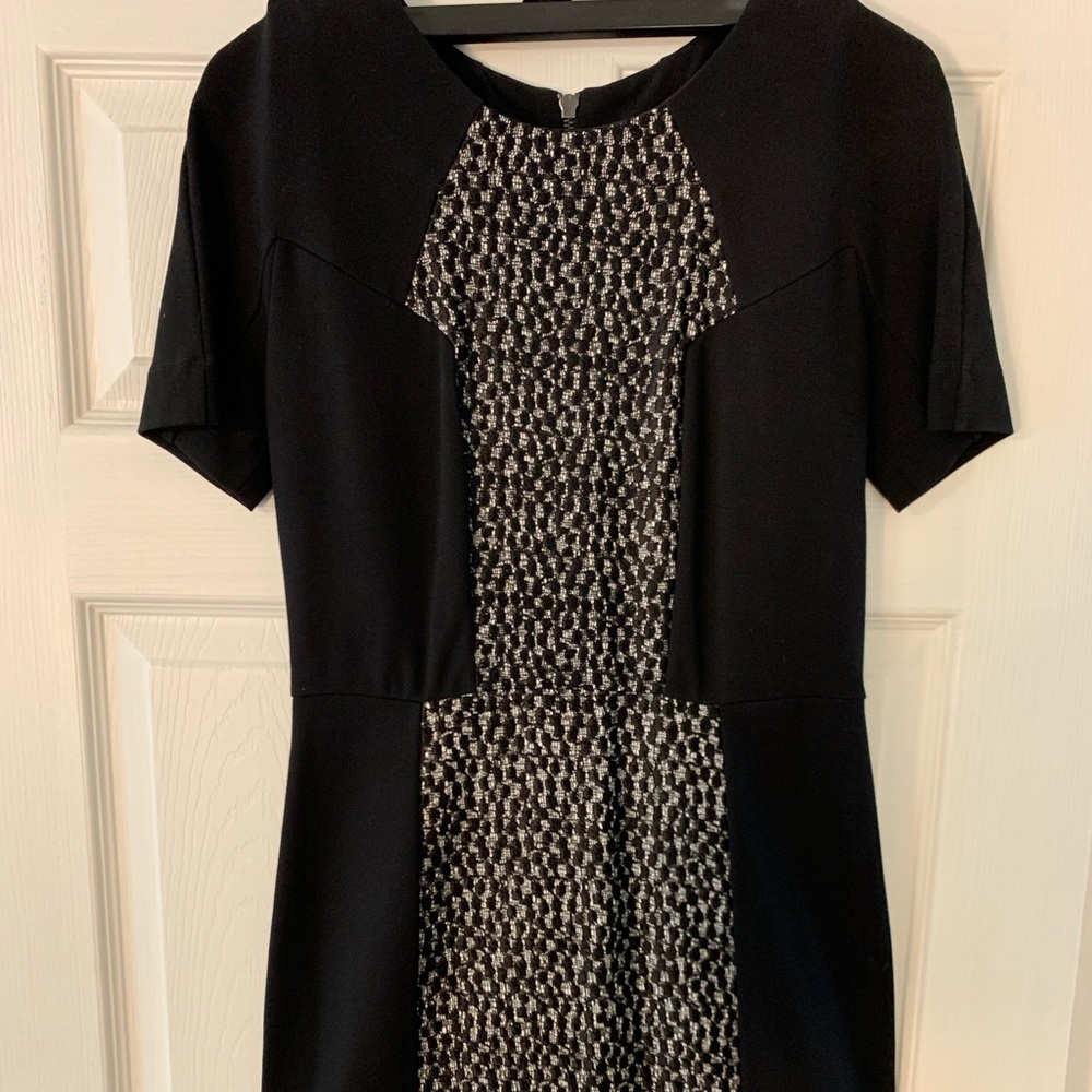 French Connection. Gorgeous panel dress. SZ8 NWT!